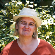 Nathalie en charge de la gestion et finance chez Faraglo